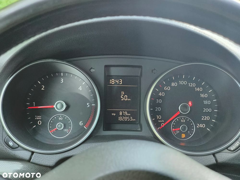 Volkswagen Golf - 12