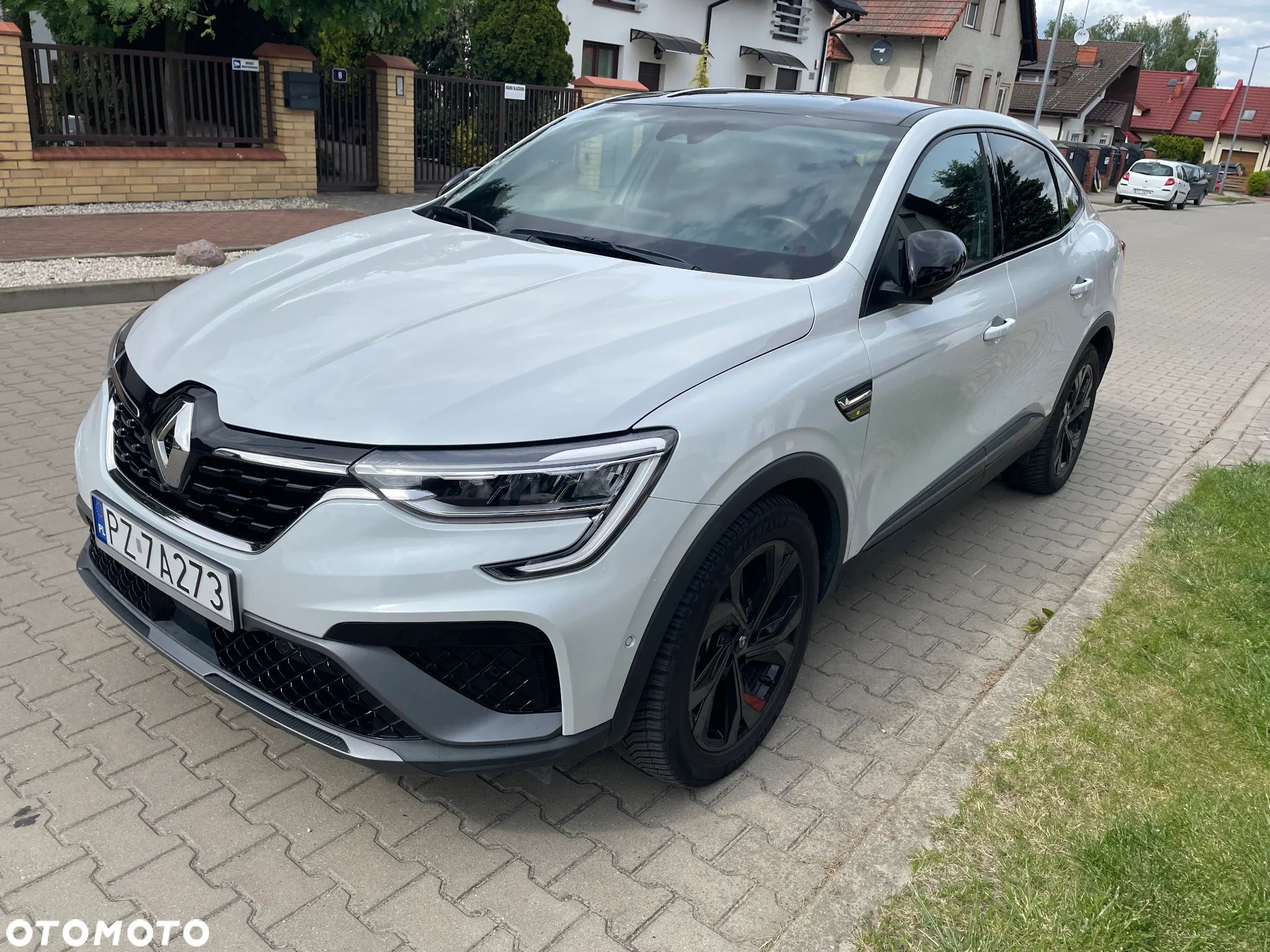 Toyota C-HR 1.8 Hybrid Executive - 1