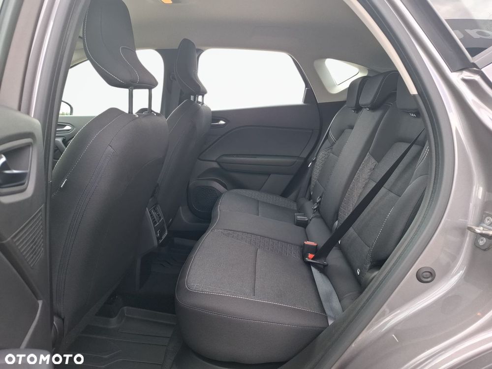 Renault Captur - 24