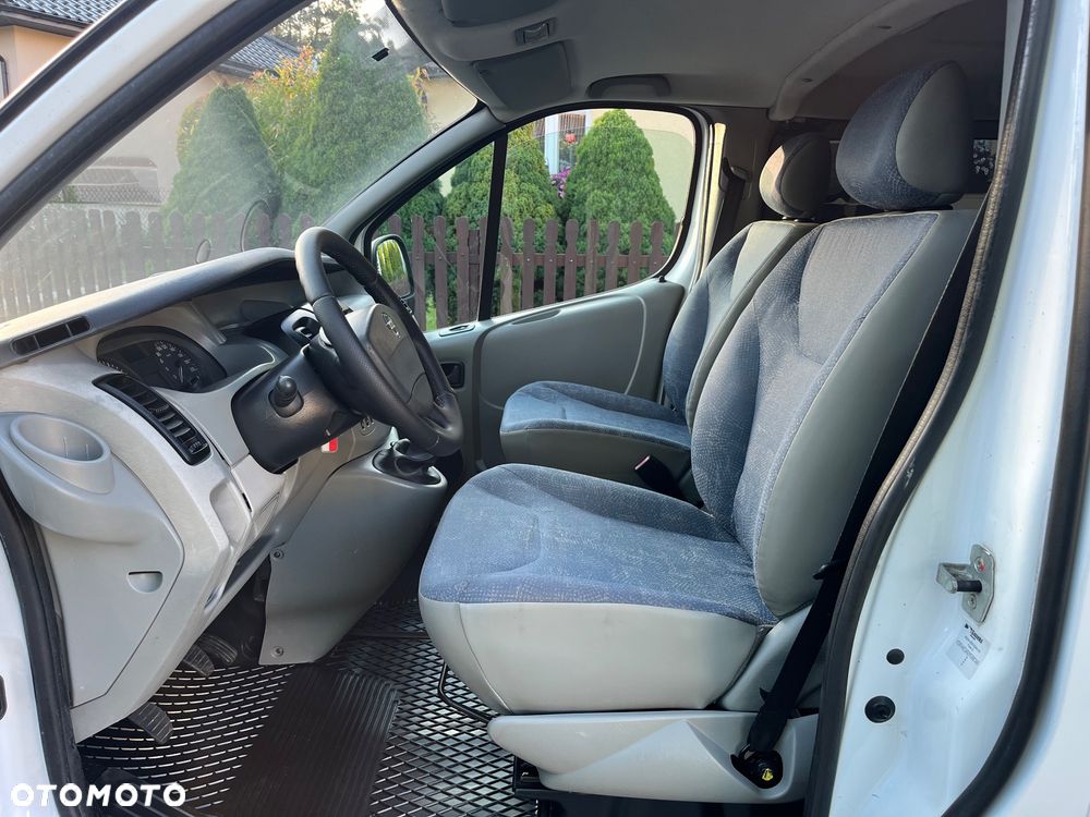 Renault TRAFIC - 18