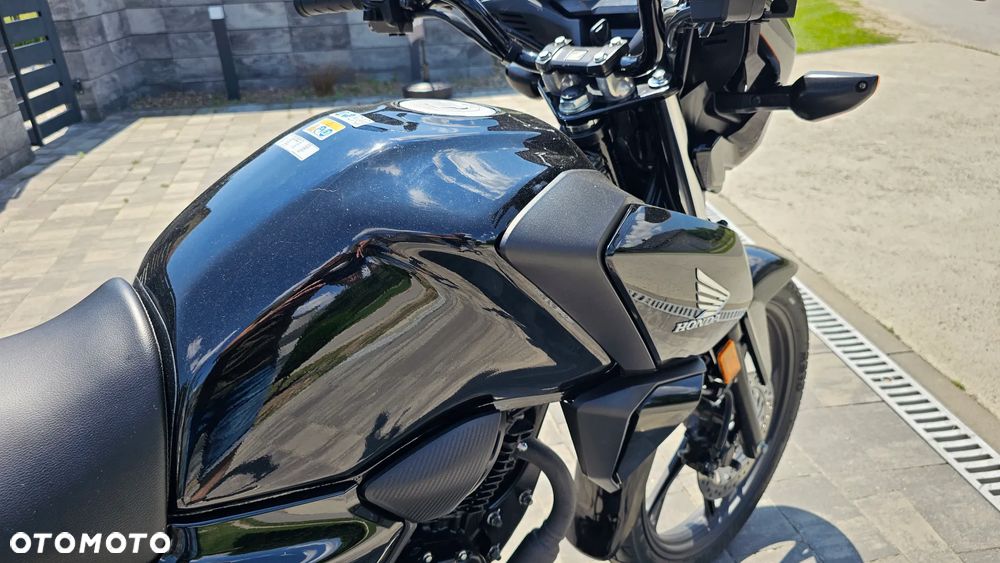 Honda CBF - 9