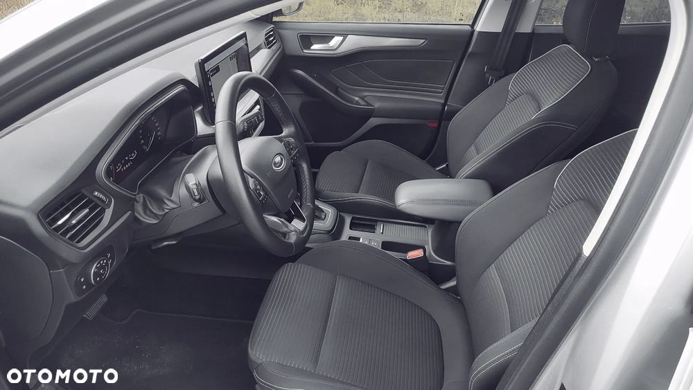 Ford Focus 1.0 EcoBoost Hybrid ACTIVE X - 8