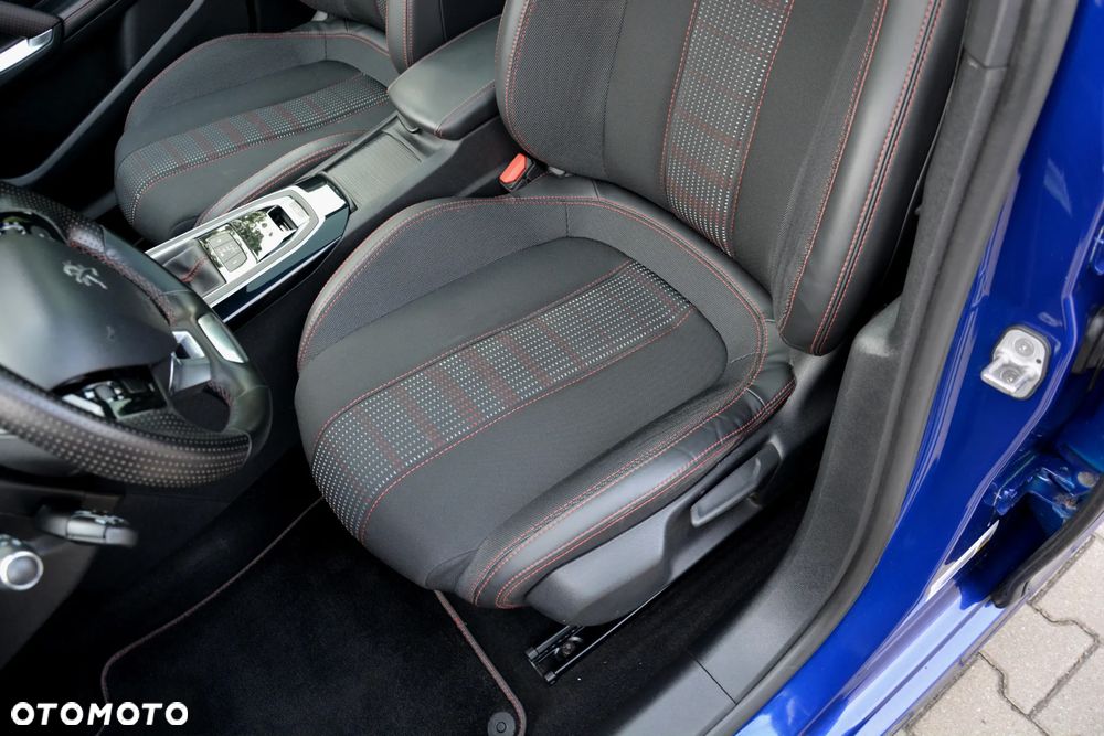Peugeot 308 BlueHDi FAP 150 EAT6 Stop&Start GT-Line Edition - 25