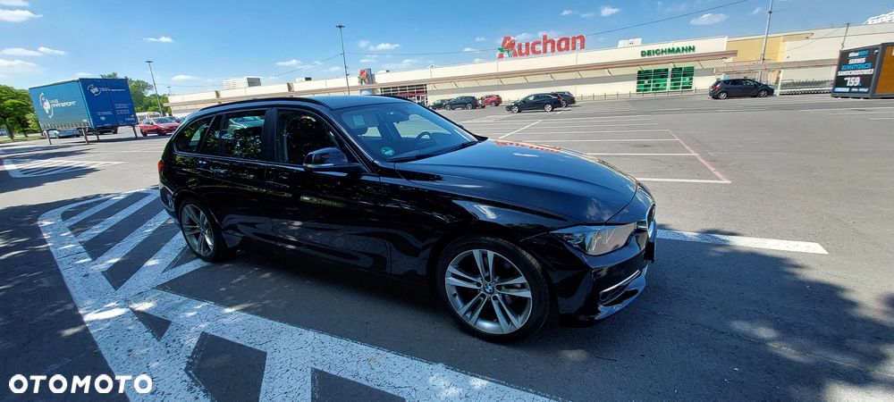 BMW Seria 3 320i - 7