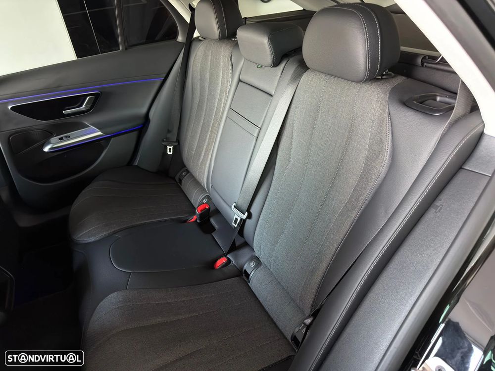 Mercedes-Benz E 300 de Avantgarde - 14