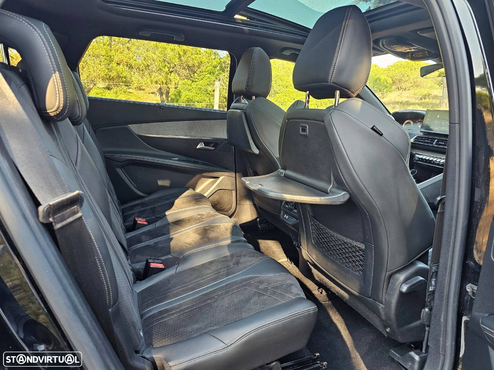 Peugeot 5008 1.5 BlueHDi GT EAT8 - 24
