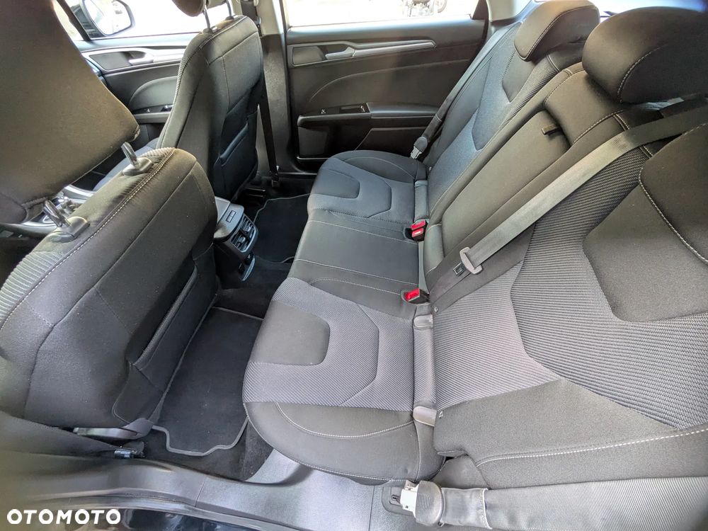 Ford Mondeo - 13