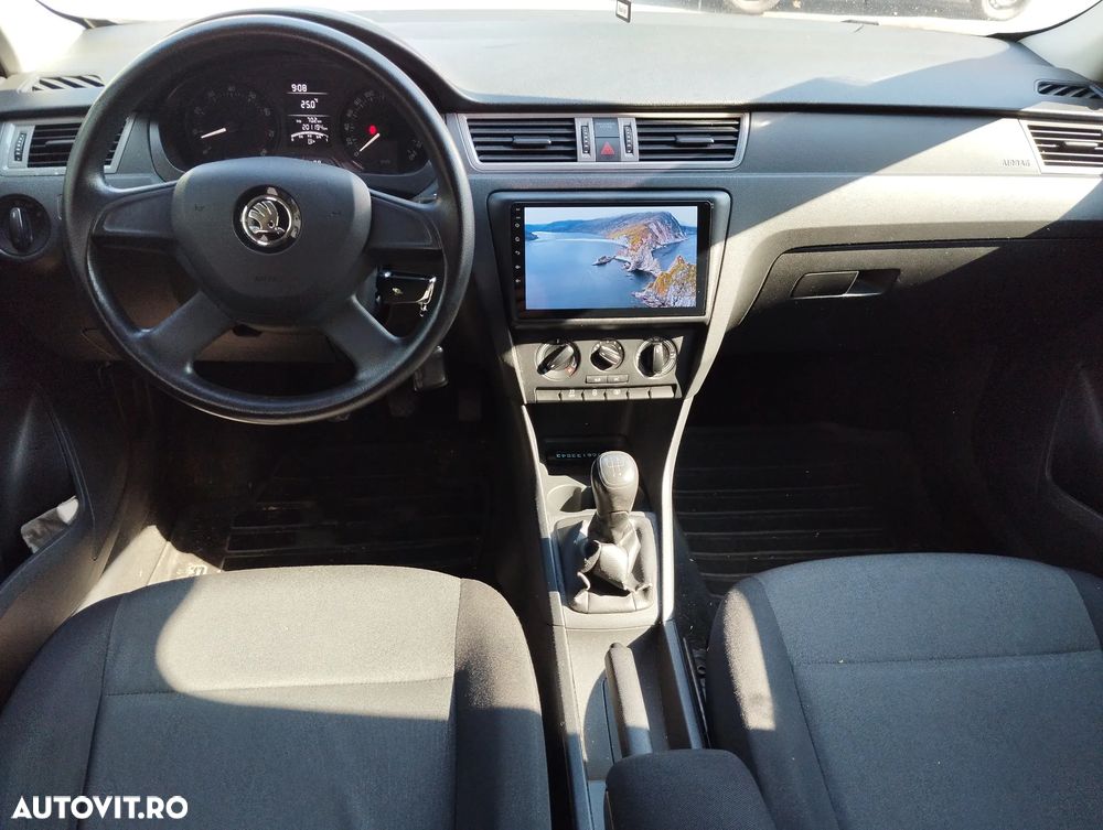 Skoda RAPID - 7