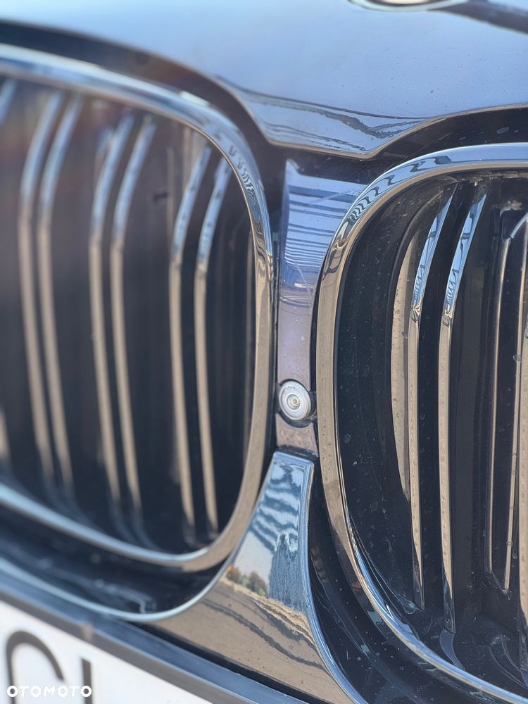 BMW Seria 7 - 24