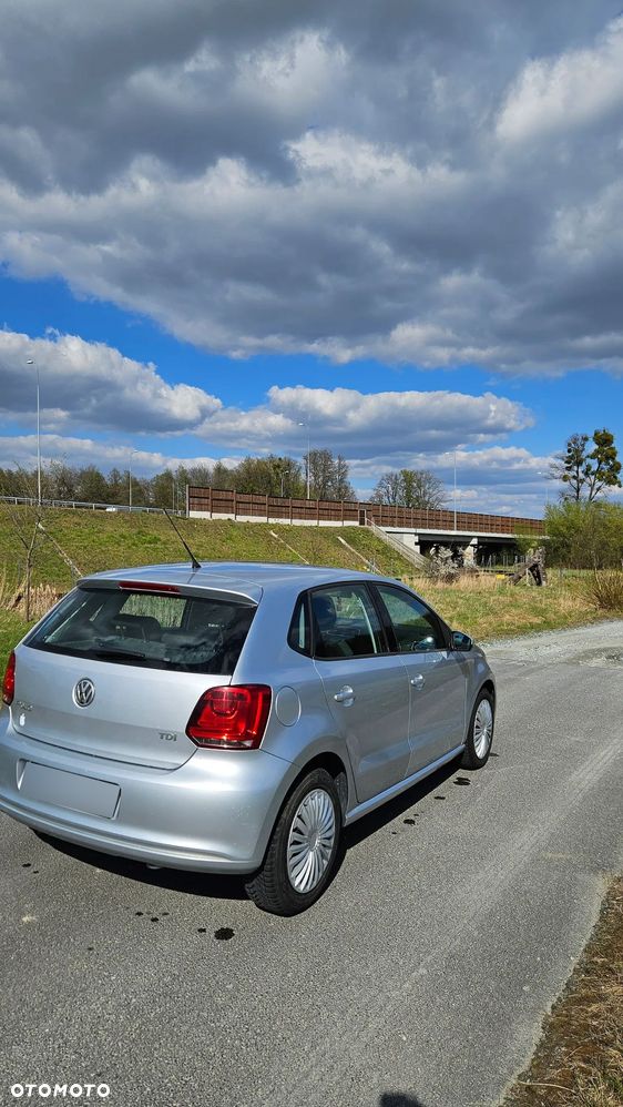 Volkswagen Polo 1.6 TDI DPF BlueMot Highline - 3