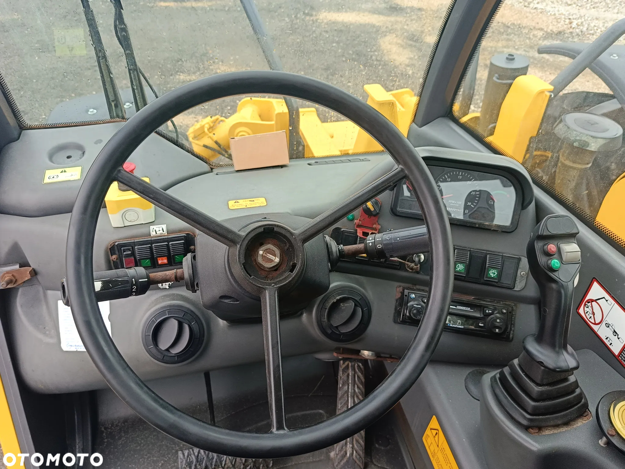 New Holland LM 1340 - 9