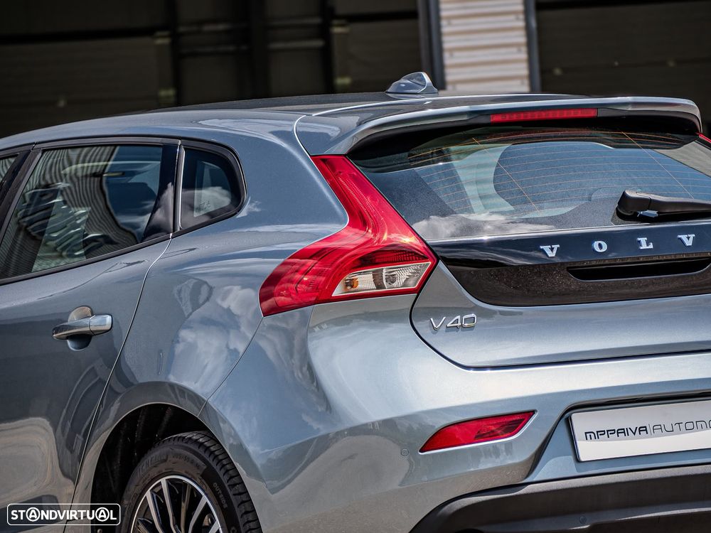Volvo V40 1.5 T3 Sport Edition Plus Geartronic - 10