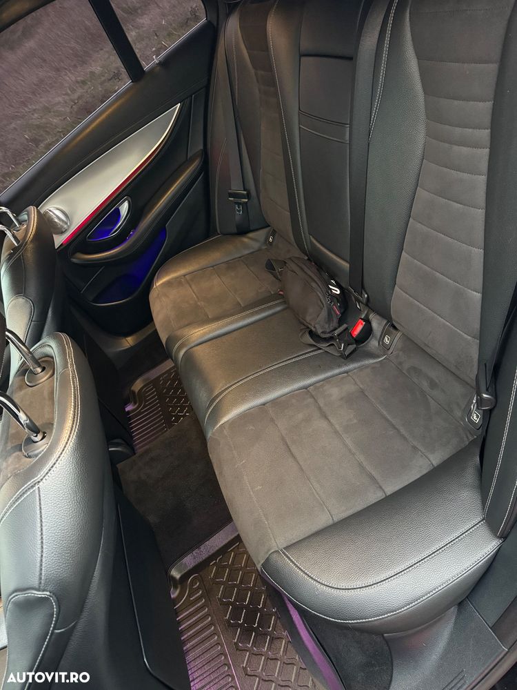 Mercedes-Benz E 220 d Aut. - 10