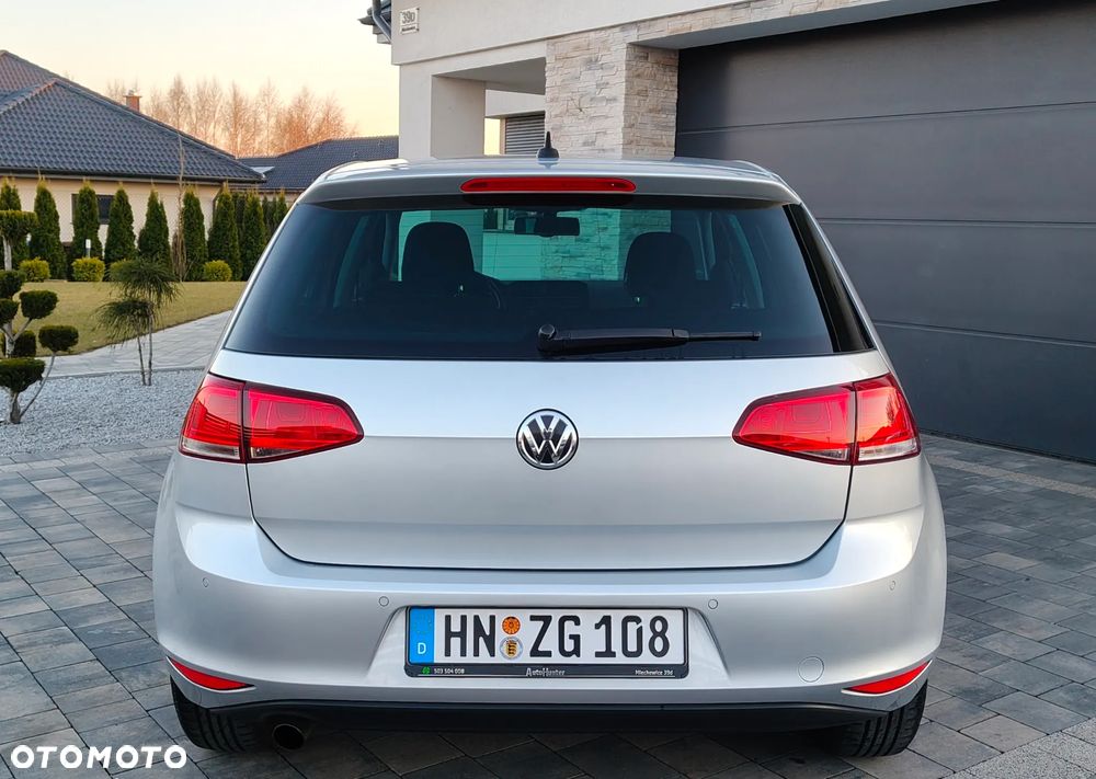 Volkswagen Golf 1.6 TDI BlueMotion Technology DSG Lounge - 6