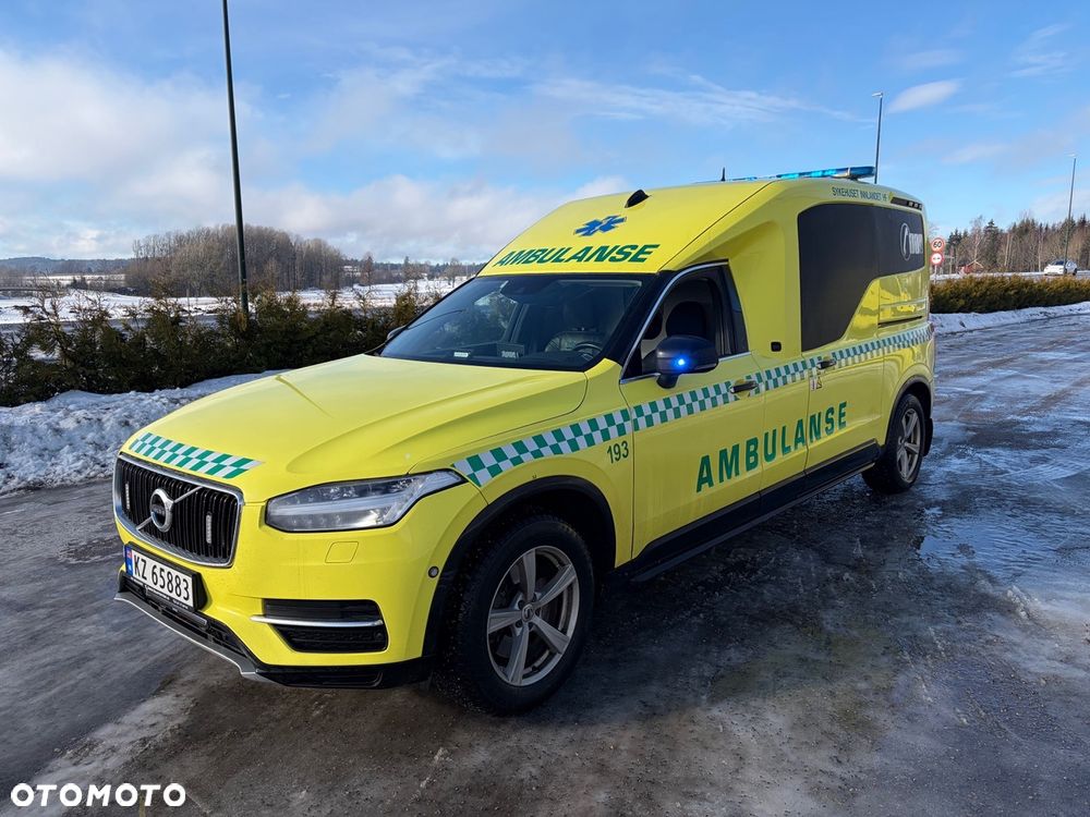 Volvo XC 90 B5 D AWD Geartronic Momentum Pro - 1