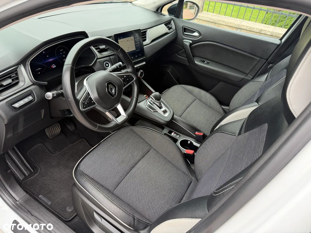 Renault Captur E-TECH 160 INTENS - 12