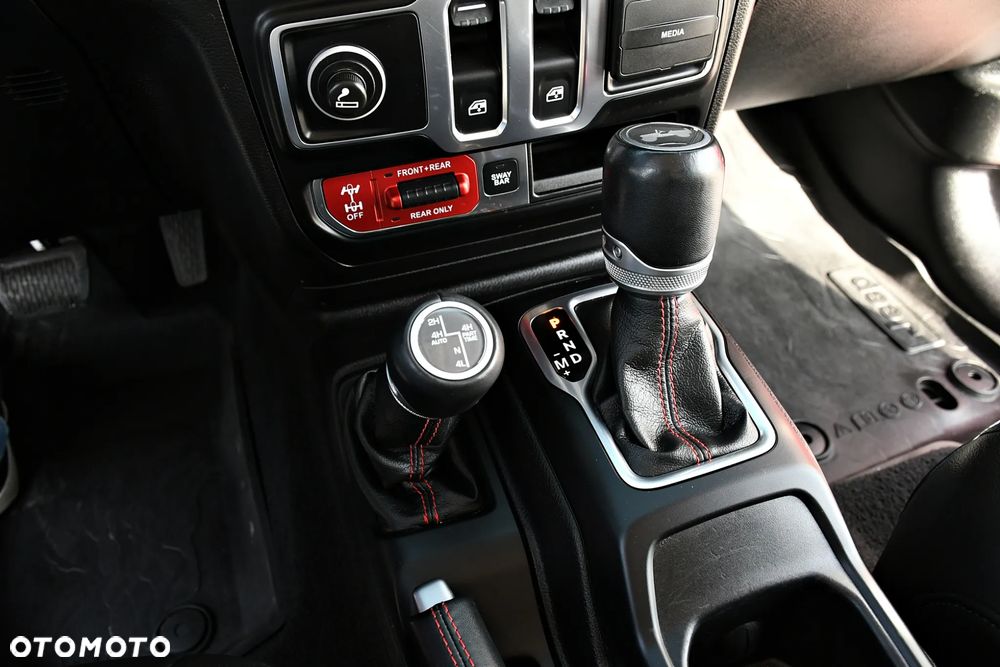 Jeep Wrangler GME 2.0 Turbo Rubicon - 22