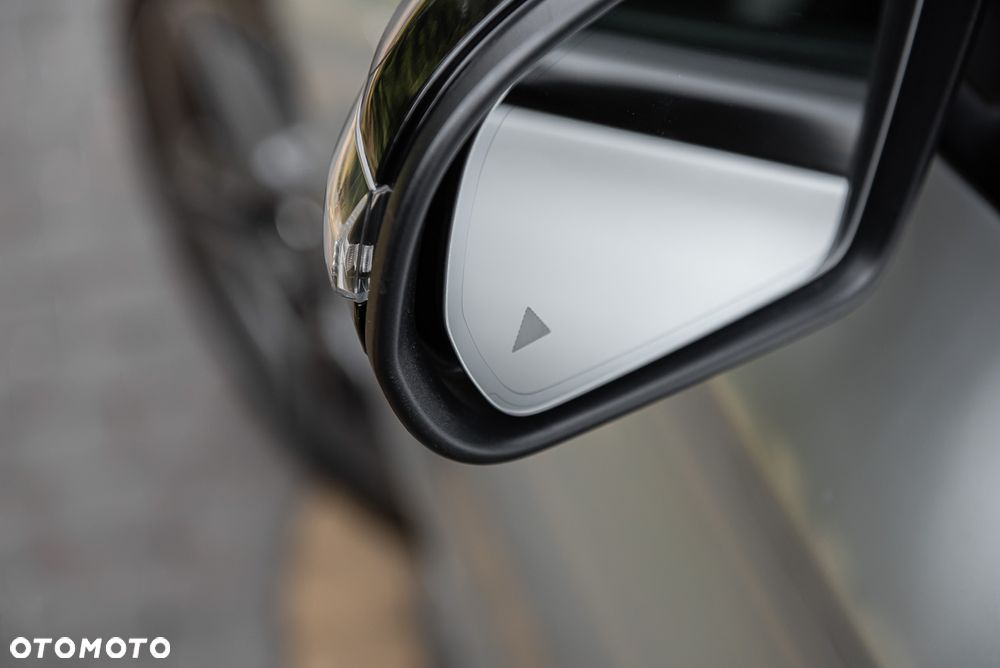 Mercedes-Benz Klasa C AMG 43 4Matic 9G-TRONIC - 38