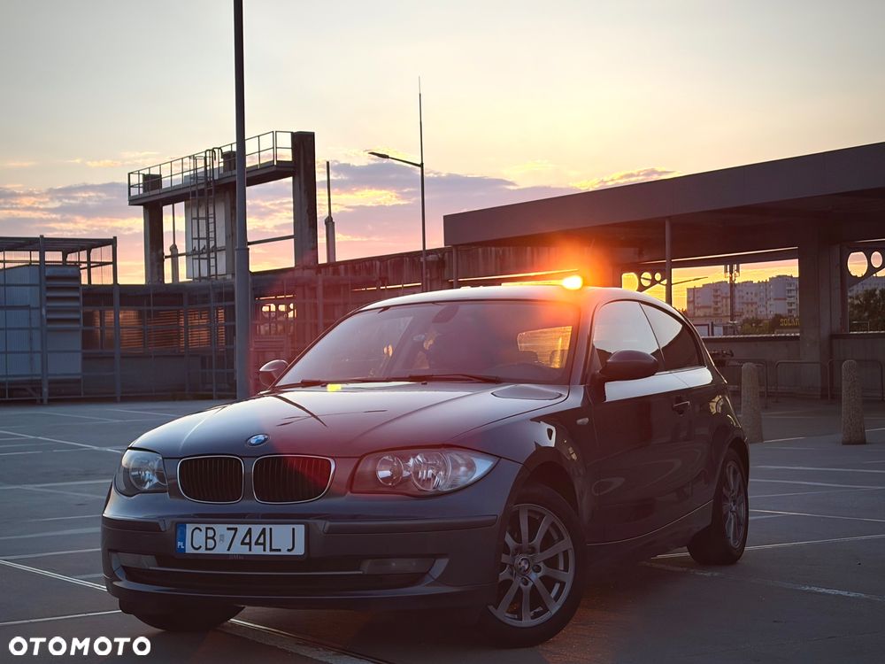 BMW Seria 1 - 1