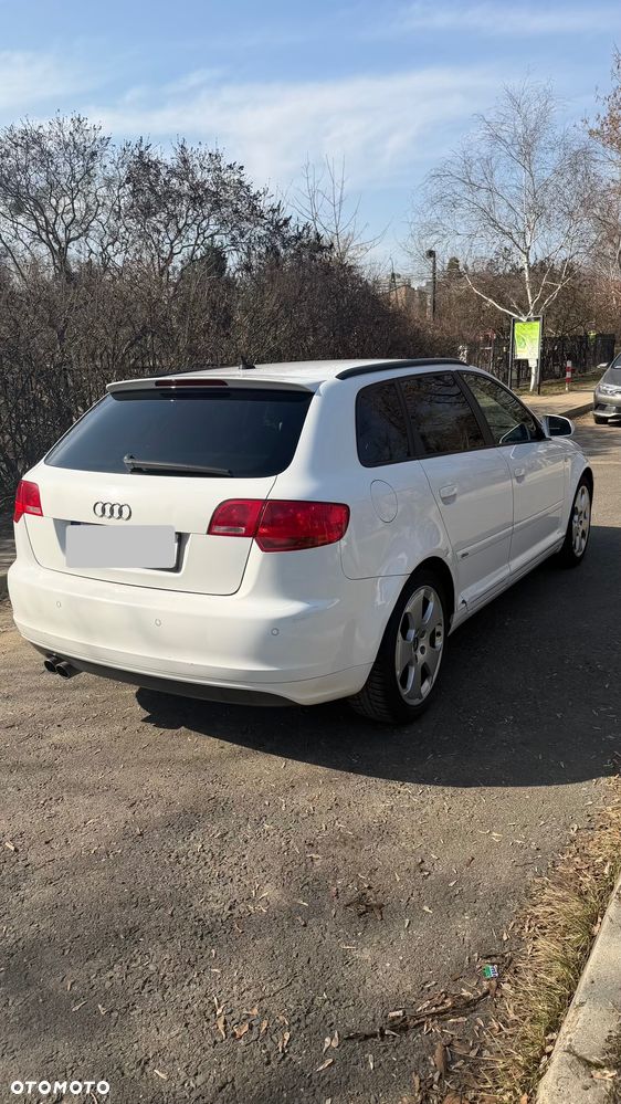 Audi A3 Sportback 2.0 TDI DPF Ambiente - 4