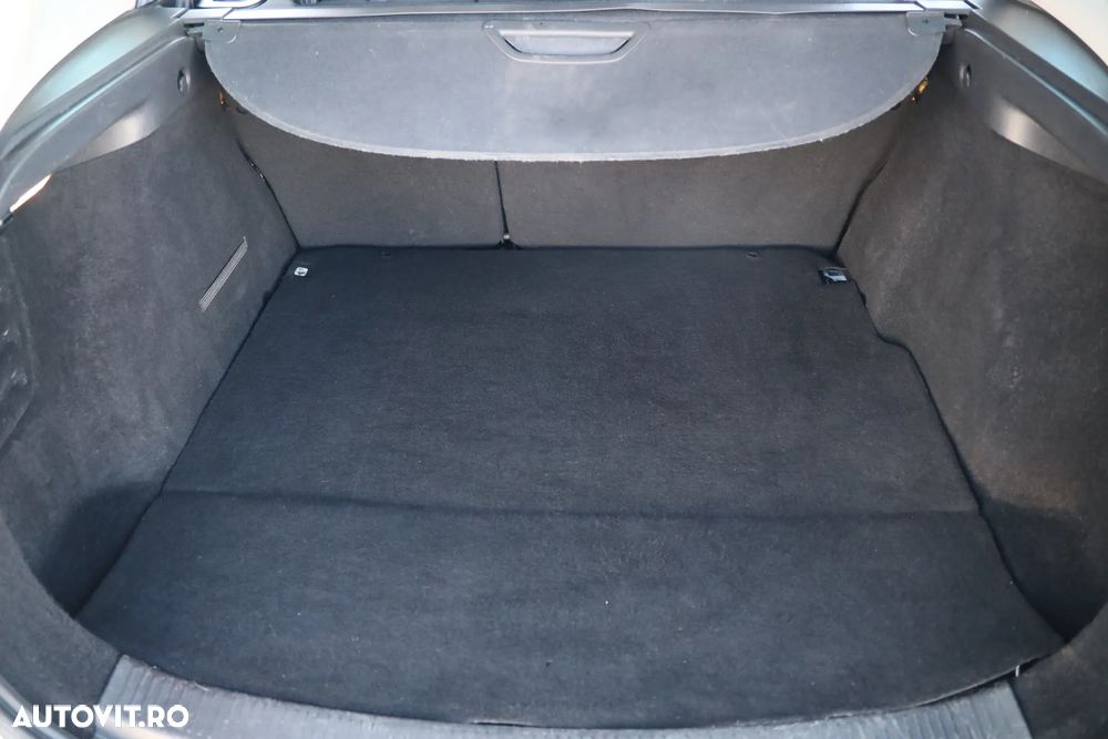 Renault Megane dCi 110 FAP Paris Business - 23