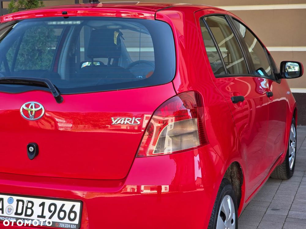 Toyota Yaris 1.3 VVT-i Sol - 34