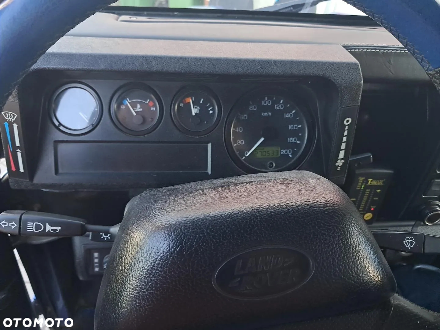 Land Rover Defender 110 2.5 TDI - 14
