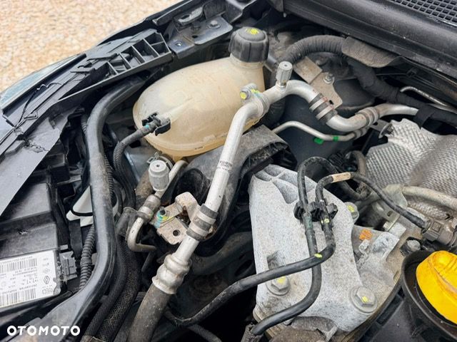 Renault Clio TCe 100 INTENS - 10