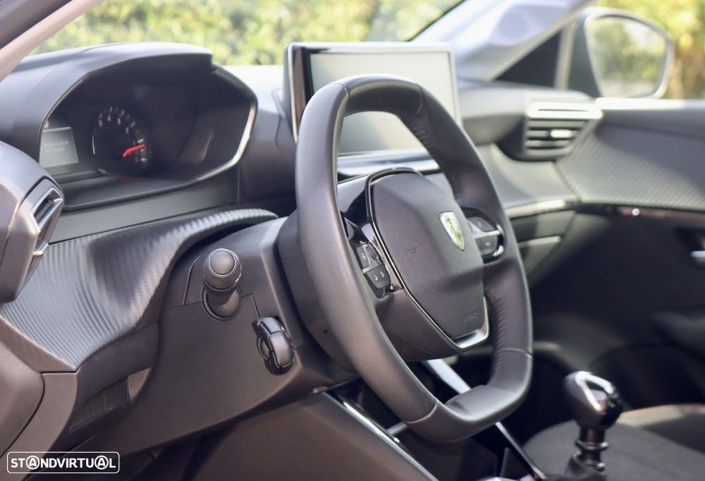 Peugeot 208 1.2 PureTech Active - 18