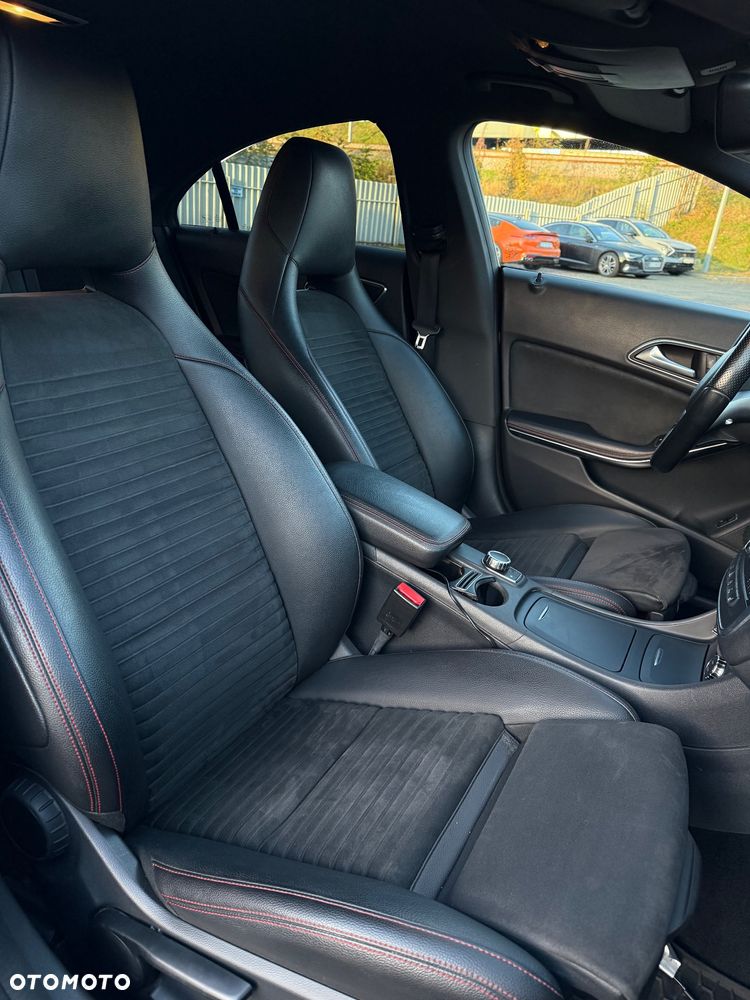 Mercedes-Benz CLA 200 (CDI) d 4Matic 7G-DCT Urban - 10