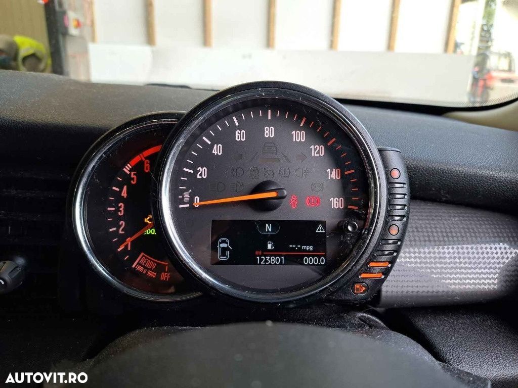 CD player Mini Cooper 2015 F56 HATCHBACK 1.5 D B37C15A - 1