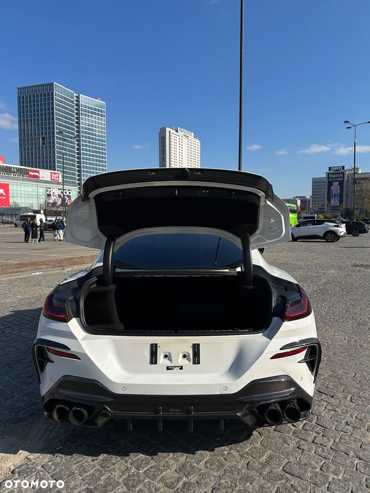 BMW Seria 8 - 9