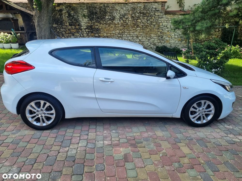 Kia Ceed 1.6 GDI Business Line - 4
