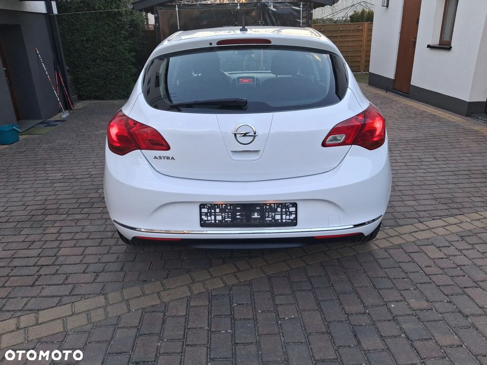 Opel Astra 1.6 Cosmo - 3