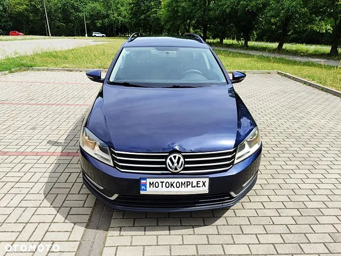 Volkswagen Passat - 20