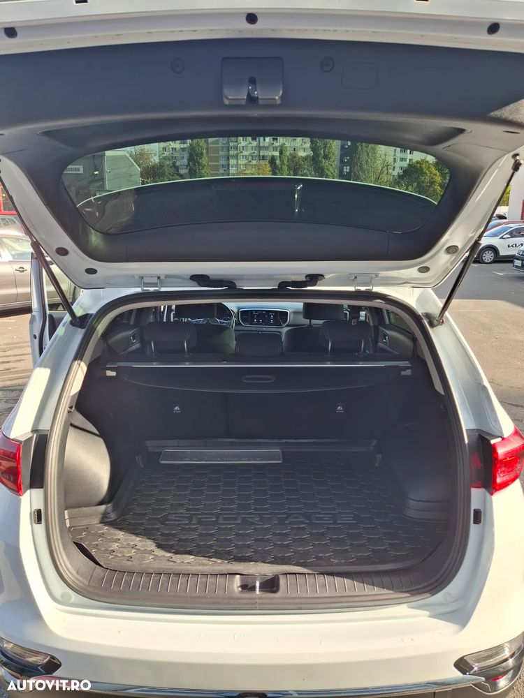 Kia Sportage 1.6 T-GDI 7DCT 4x4 Style - 29