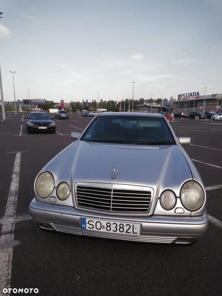 Mercedes-Benz Klasa E 200 Avantgarde - 2