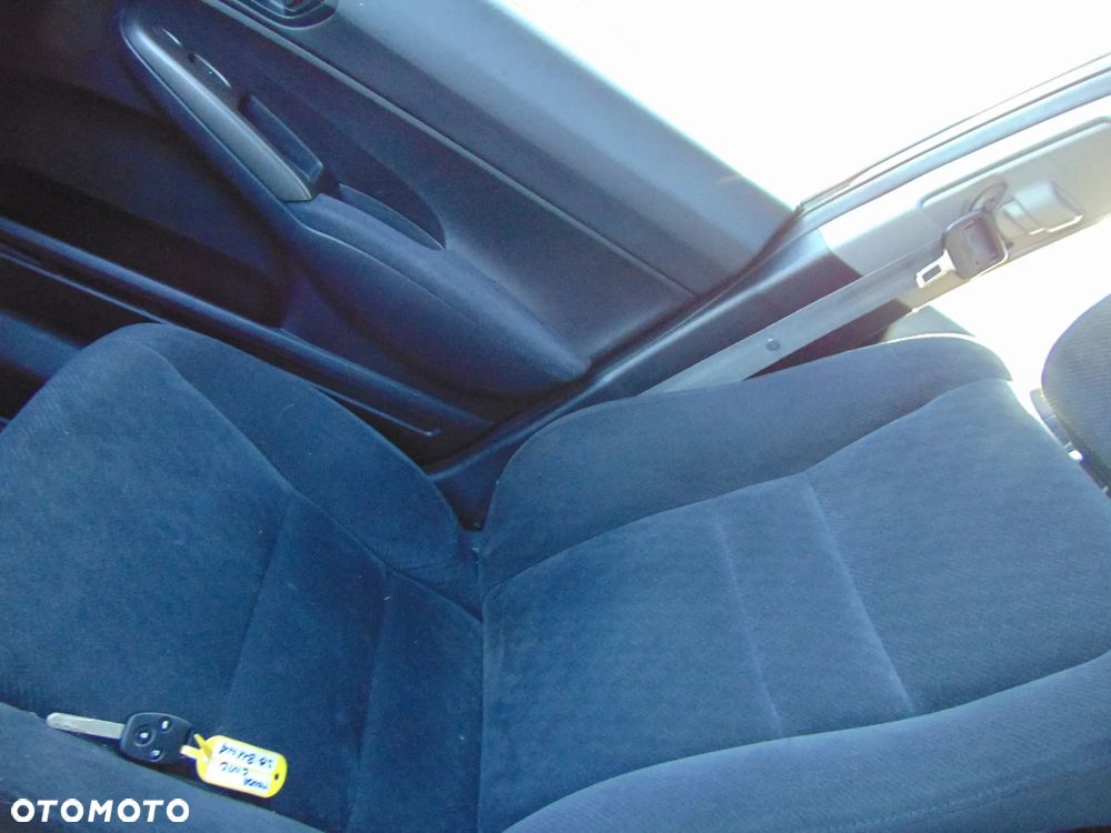 fotel pasażera prawy honda civic VIII sedan europa - 2