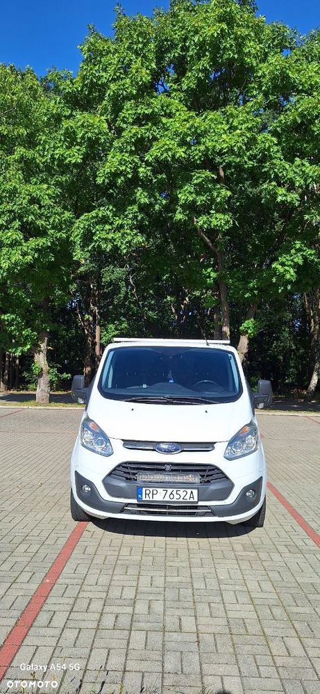 Ford TRANSIT CUSTOM - 1