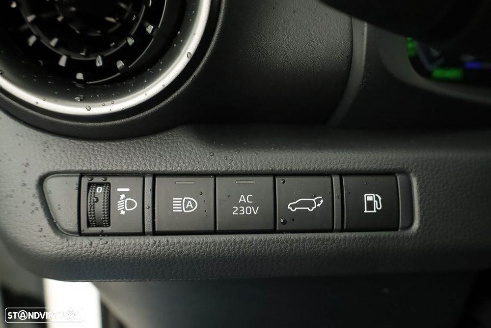 Toyota C-HR 2.0 HDF Plug-in Business - 19