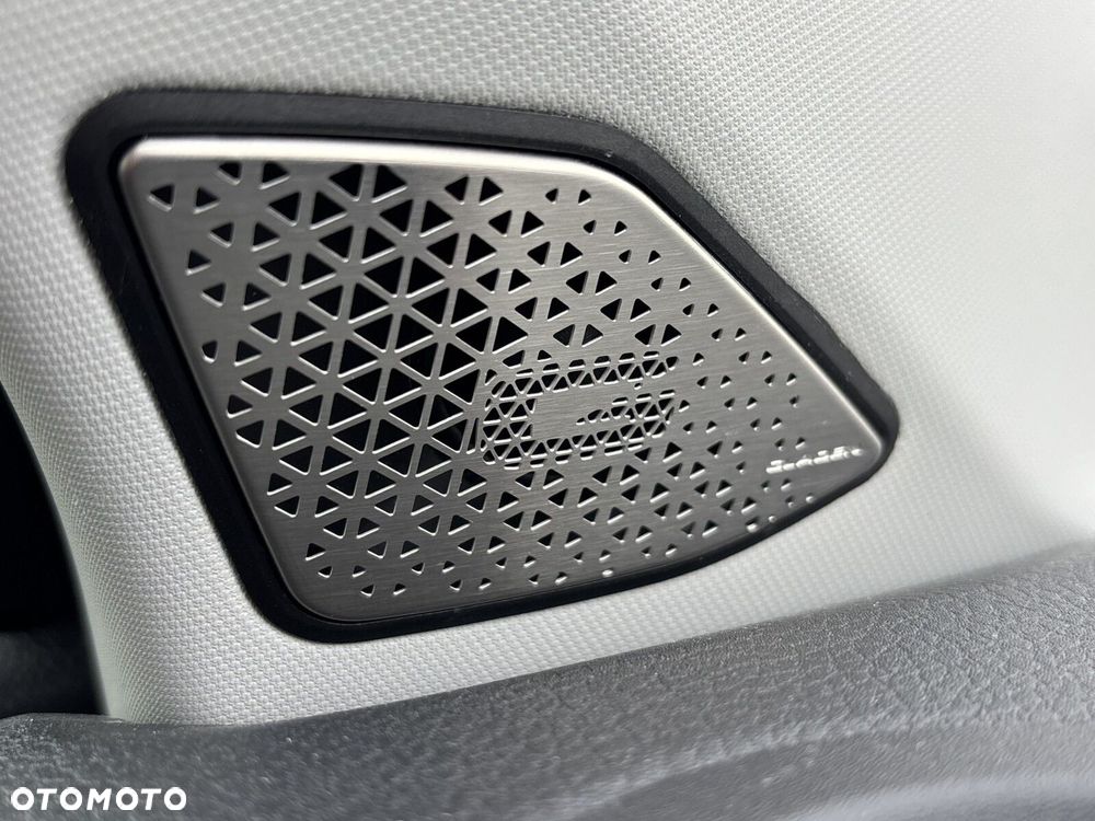 Volkswagen Multivan - 28
