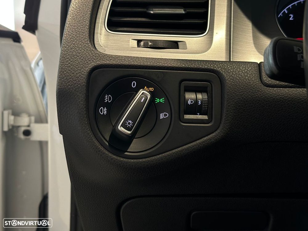 VW Golf 1.6 TDi Trendline - 13