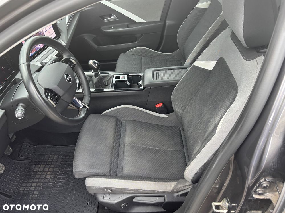 Opel Astra 1.2 T Business Elegance S&S - 16