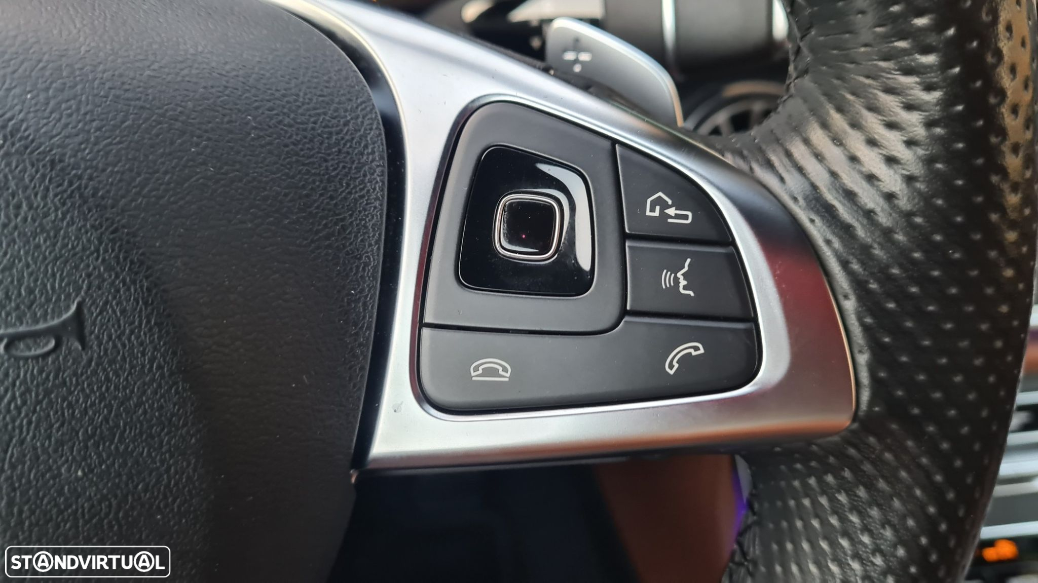 Mercedes-Benz E 220 - 18