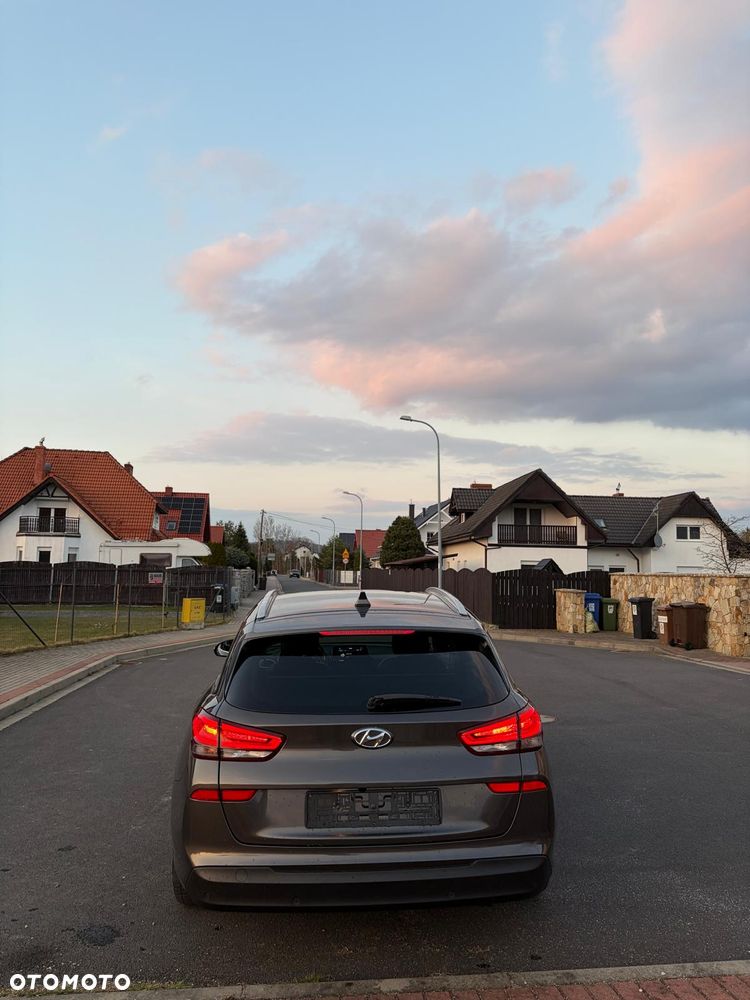 Hyundai i30 - 16