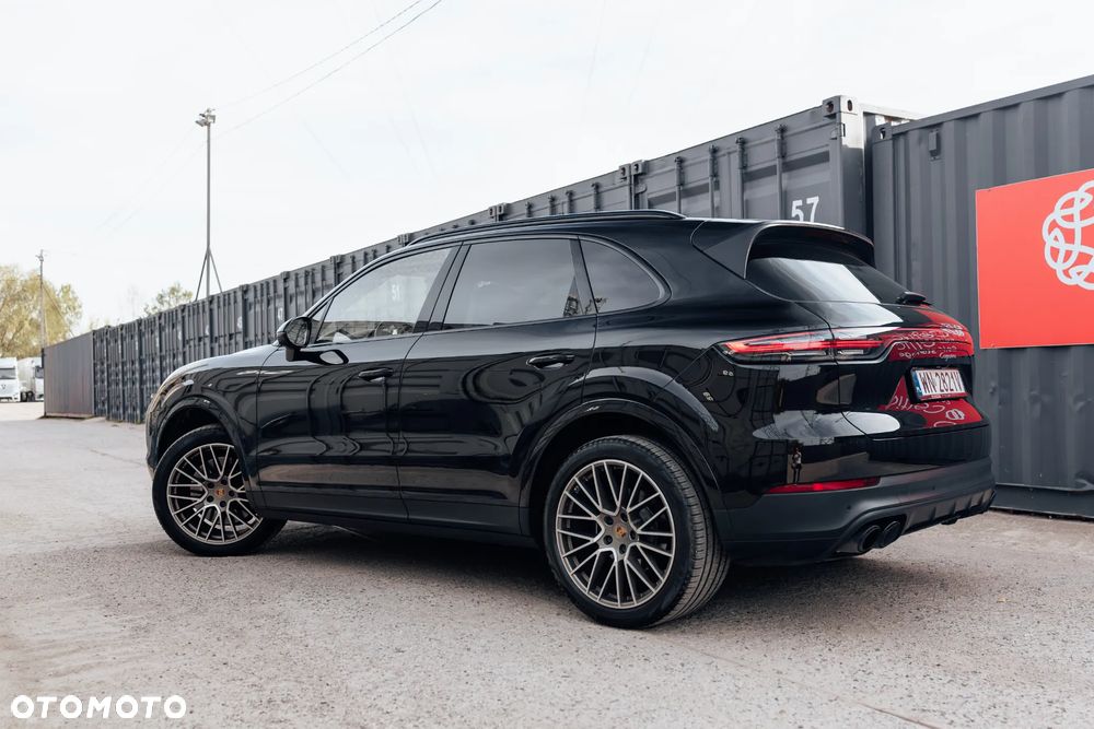 Porsche Cayenne Platinum Edition - 27