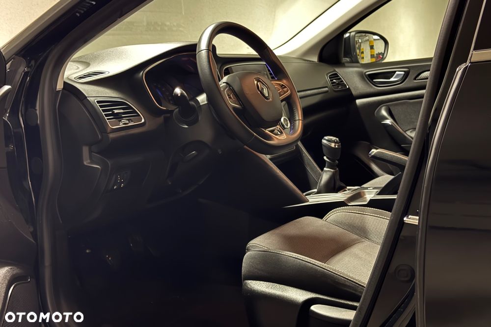 Renault Megane 1.3 TCe FAP Business - 24