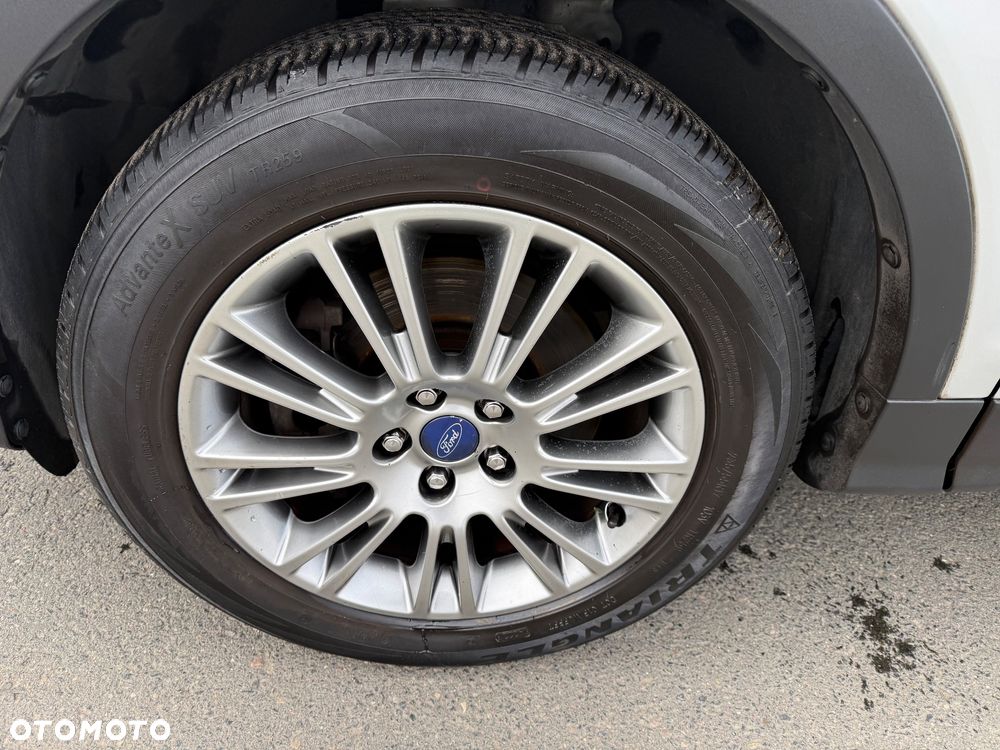 Ford Kuga 2.0 TDCi 2x4 Champions Edition - 22