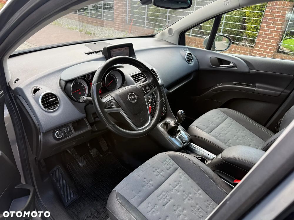 Opel Meriva 1.4 T Cosmo - 24