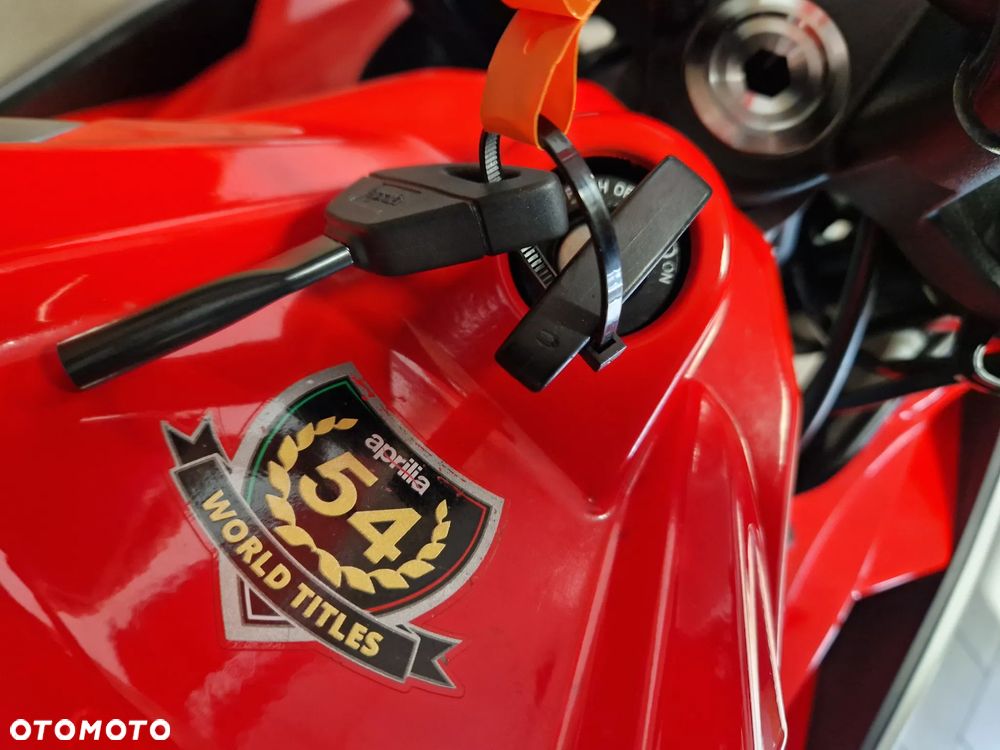 Aprilia Tuono - 24